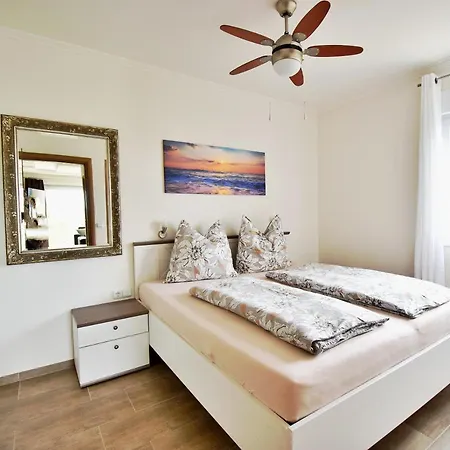 Solis Apartment *