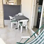Solis Apartment Vir